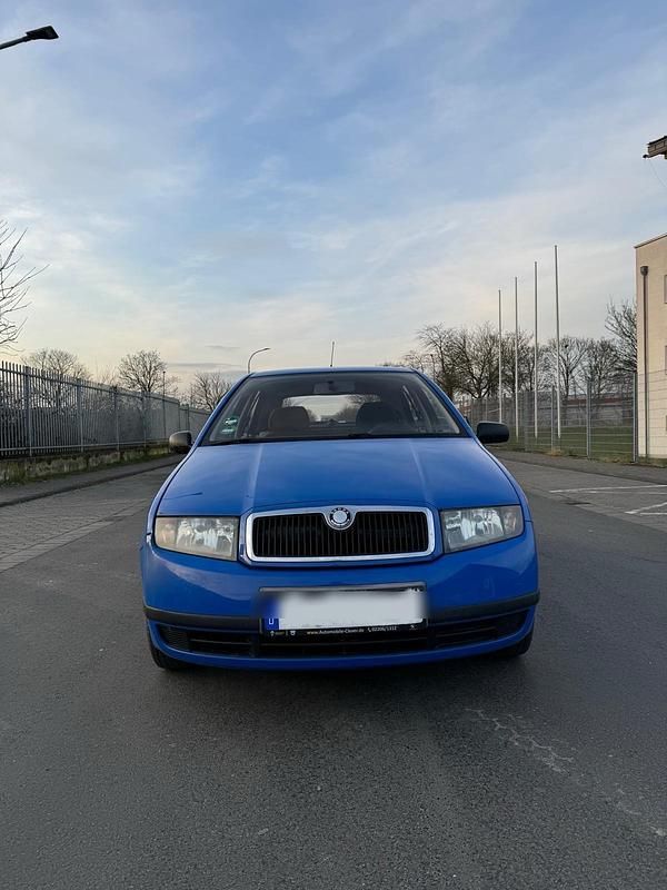 Blau Gebraucht 2003 Skoda Fabia Kleinwagen | 1.450 € (Fairer Preis) - Bild 1/4