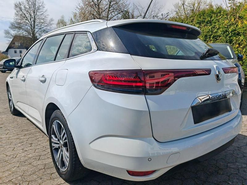 Occasion Renault Megane E-Tech 158 ch (116 kW) 2022 Blanc Berline