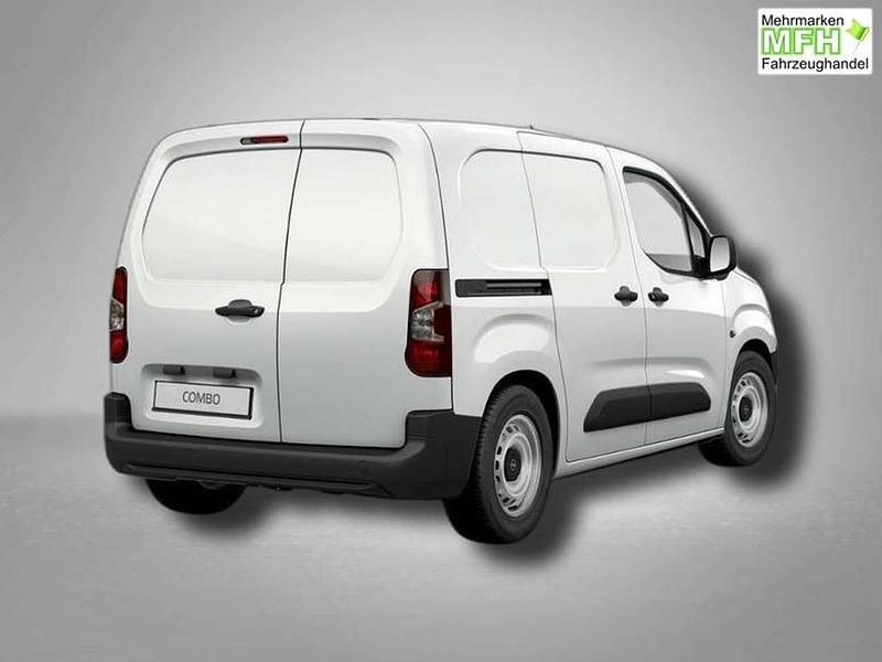 Gebraucht Opel Combo 102 PS (75 kW) 2025 Kaolin weiß Van / Kleinbus