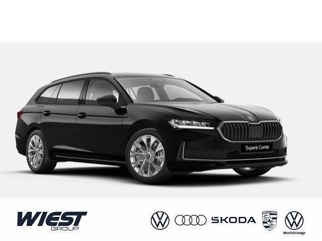 Ebony schwarz metallic Gebraucht 2025 Skoda Superb Selection Kombi | 39.850 € (Etwas zu teuer) - Bild 1/4