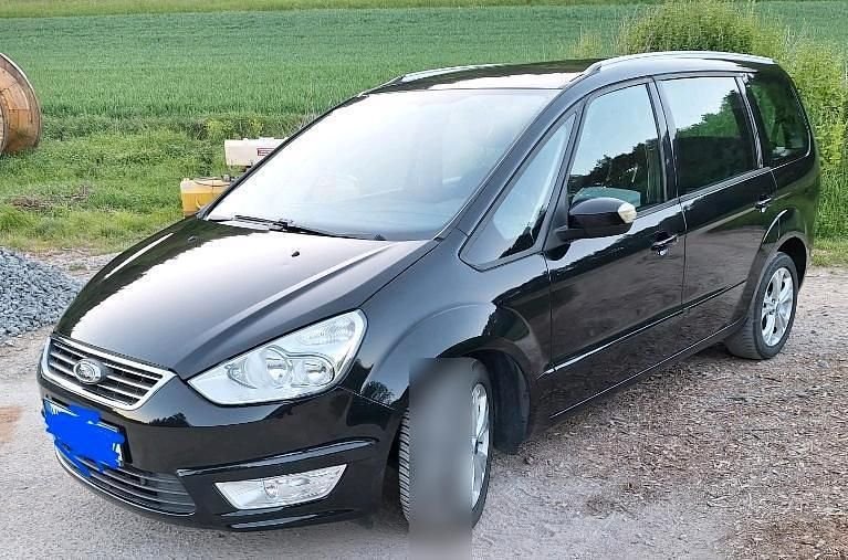 Schwarz Gebraucht 2010 Ford Galaxy Van / Kleinbus | 5.900 € (Fairer Preis) - Bild 1/4