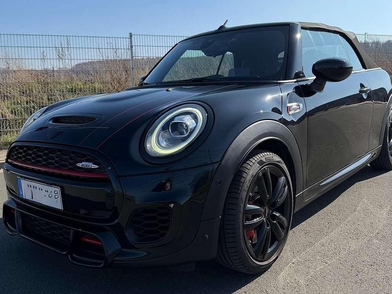 Gebraucht Mini John Cooper Works Cabriolet 231 PS (169 kW) 2019 Schwarz Cabrio
