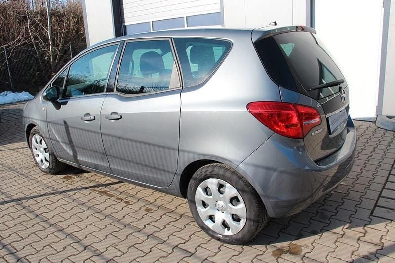 Gebraucht Opel Meriva Edition 110 PS (80 kW) 2015 Grau Van / Kleinbus