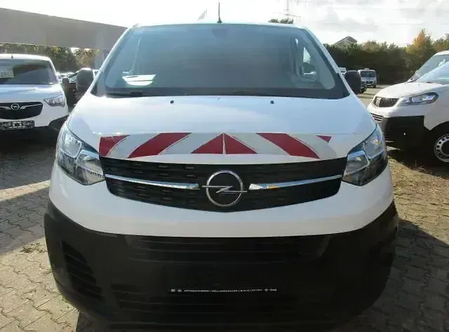 Gebraucht Opel Vivaro-e Combi Edition 102 PS (75 kW) 2020 Weiss Van / Kleinbus