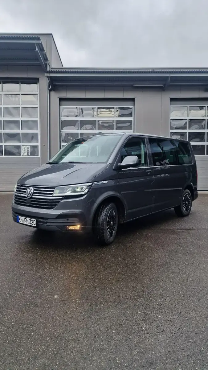 Gebraucht VW Multivan Comfortline 204 PS (150 kW) 2022 Van / Kleinbus