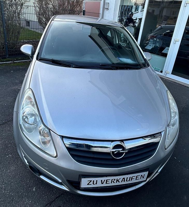 Gebraucht Opel Corsa Selection 69 PS (50 kW) 2010 Silber Limousine