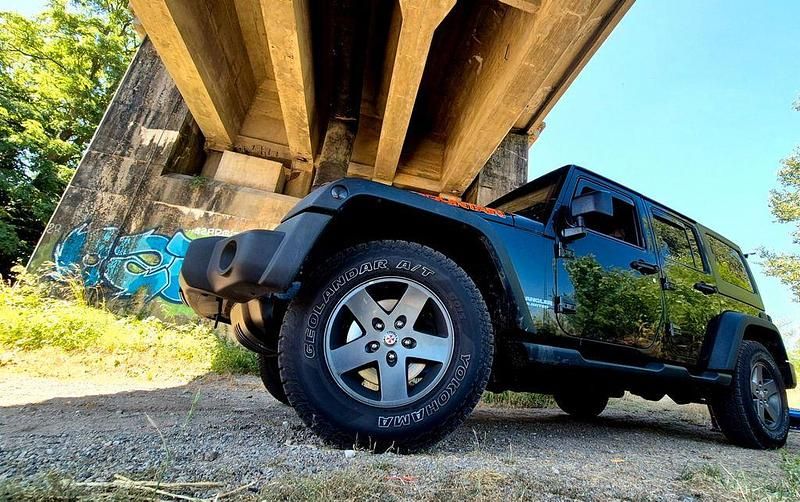 Second-hand Jeep Wrangler 200 CP (147 kW) 2012 Verde SUV