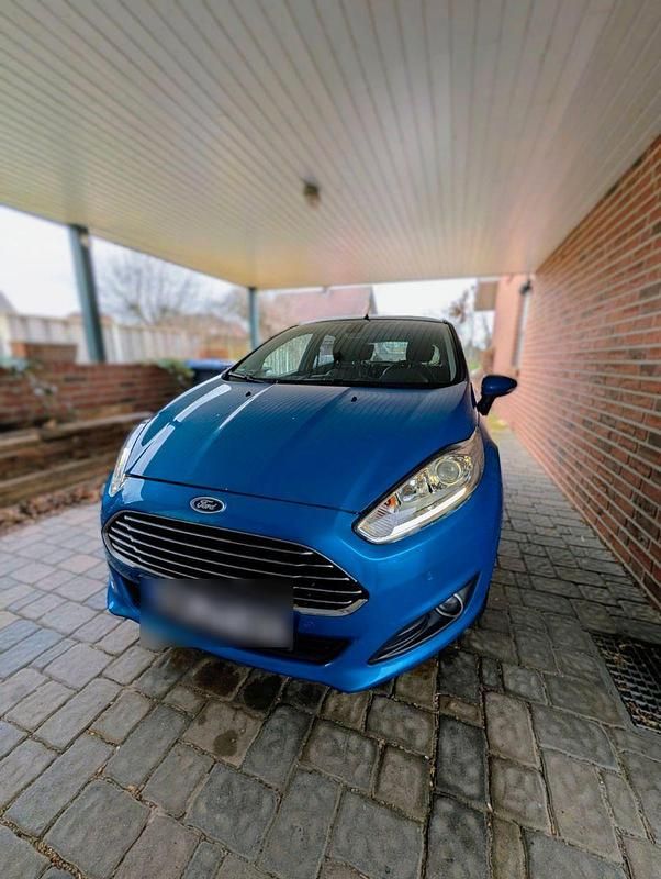 Blau Gebraucht 2014 Ford Fiesta Kleinwagen | 4.650 € (Guter Preis) - Bild 1/4