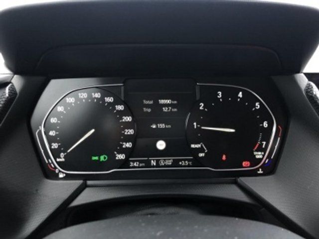 Gebraucht BMW 118 Sport Line 140 PS (102 kW) 2019 Schwarz metallic Kleinwagen