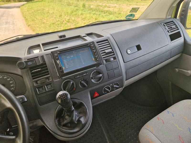 Gebraucht VW Caravelle 131 PS (96 kW) 2007 Van / Kleinbus