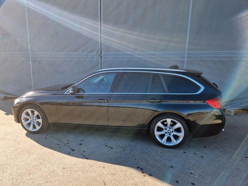 Gebraucht BMW 320 184 PS (135 kW) 2015 Schwarz Kombi