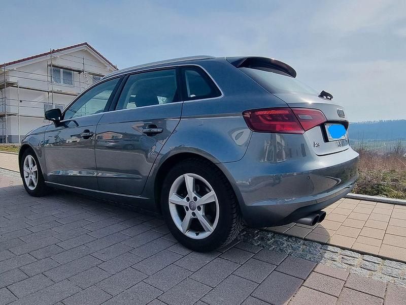 Gebraucht Audi A3 Ambition 122 PS (89 kW) 2013 Grau Limousine
