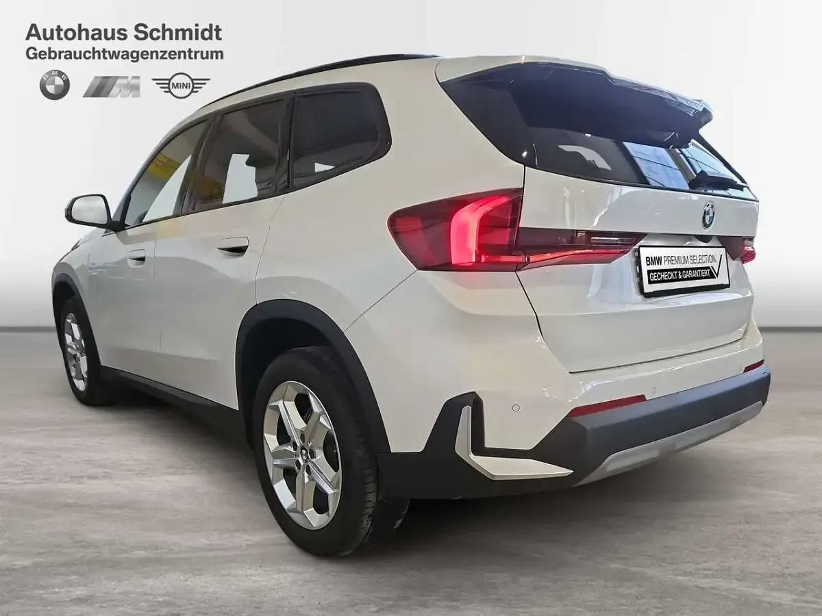 Gebraucht BMW X1 Comfort Edition 136 PS (100 kW) 2024 Mineralweiß SUV
