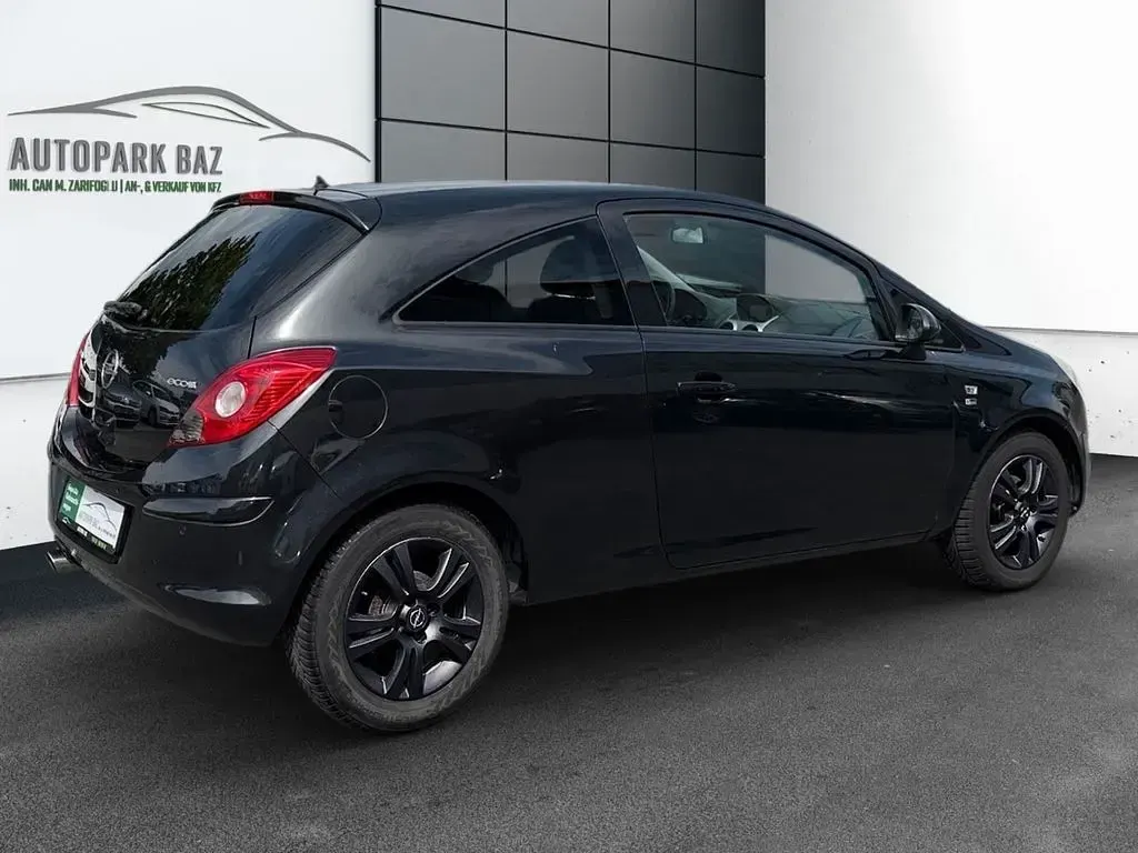 Gebraucht Opel Corsa 86 PS (63 kW) 2012 Schwarz Kleinwagen