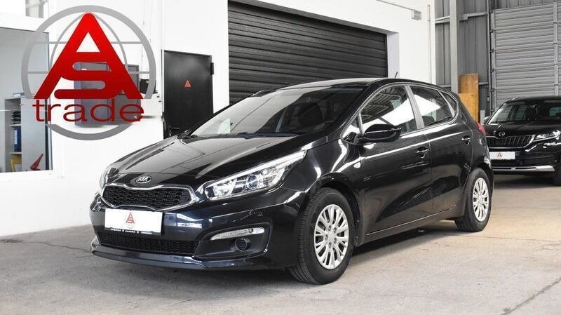 Schwarz Gebraucht 2016 Kia Ceed 4 Limousine | 7.800 € (Guter Preis) - Bild 1/4