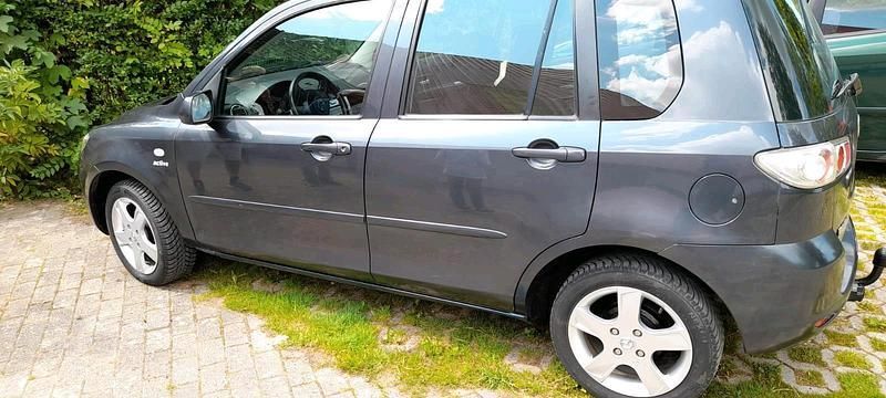 Andere farben Gebraucht 2006 Mazda 2 Kleinwagen | 2.180 € (Fairer Preis) - Bild 1/1