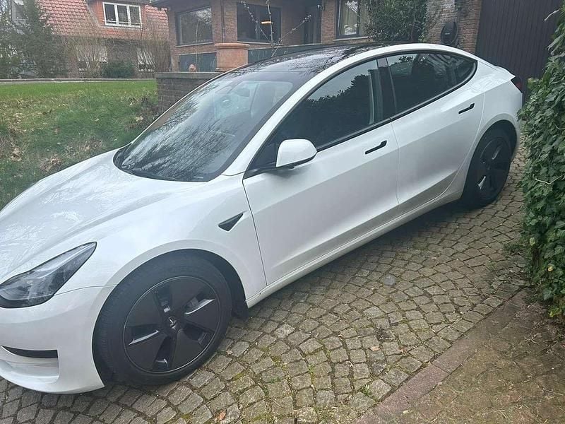 Gebraucht Tesla Model 3 RWD 239 kW (325 PS) 2022 Weiß Limousine