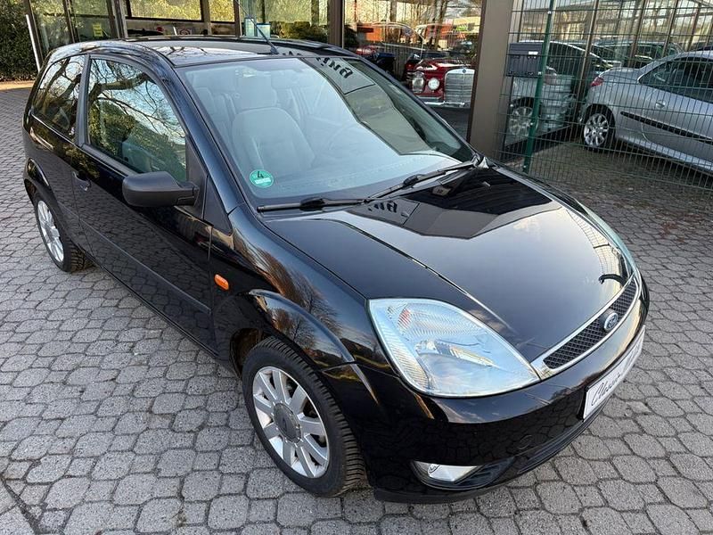 Gebraucht Ford Fiesta Ghia 101 PS (74 kW) 2003 Schwarz Kleinwagen