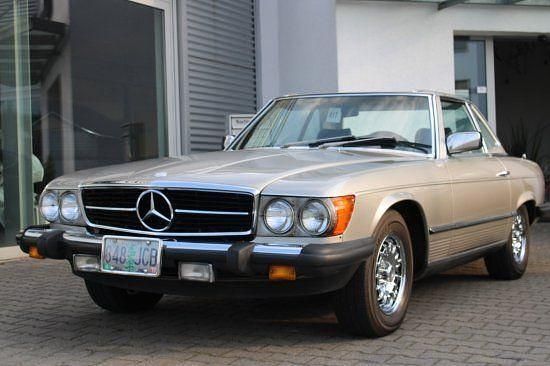 Gebraucht Mercedes SL380 155 PS (114 kW) 1985 Rauchsilber (metallic) Cabrio