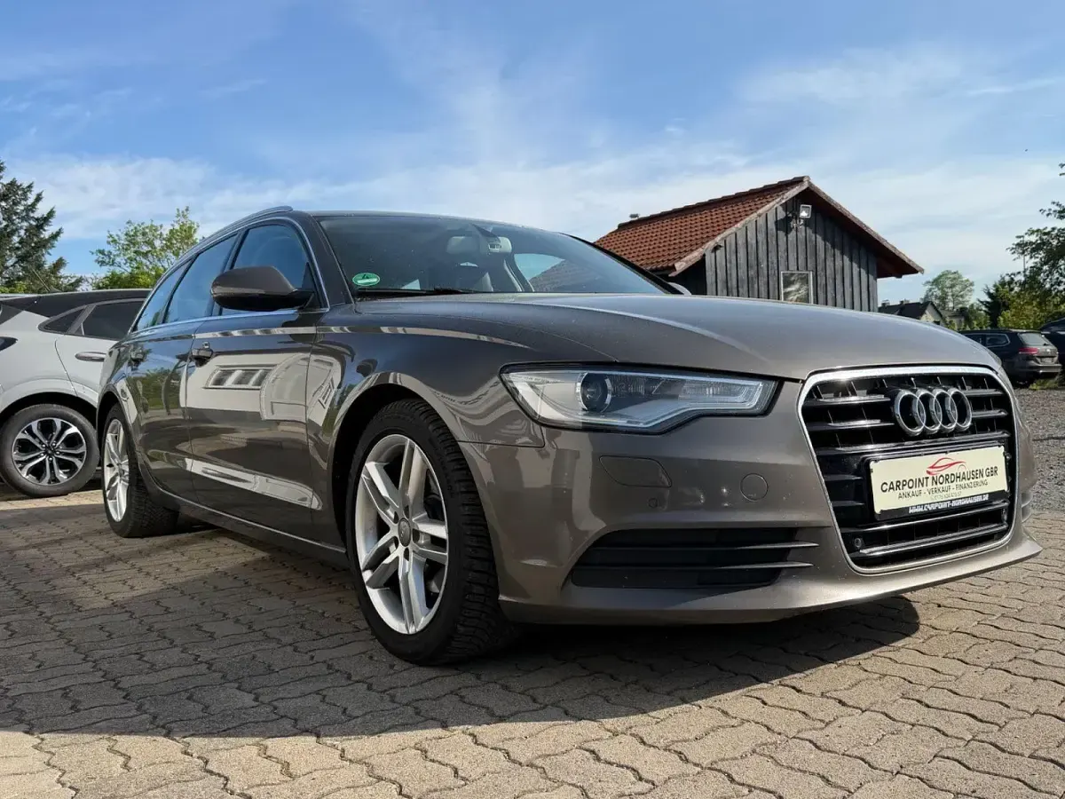 Gebraucht Audi A6 Sport 204 PS (150 kW) 2012 Grau Kombi