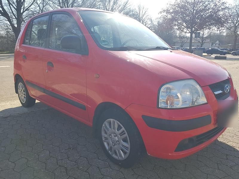 Gebraucht Hyundai Atos 63 PS (46 kW) 2008 Rot Kleinwagen