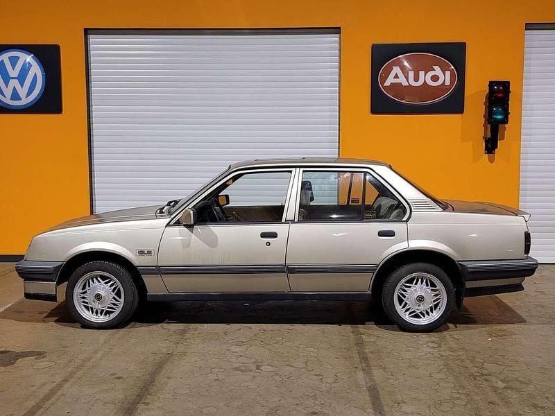 Gebraucht Opel Ascona Exklusiv 84 PS (61 kW) 1988 Bronze Limousine