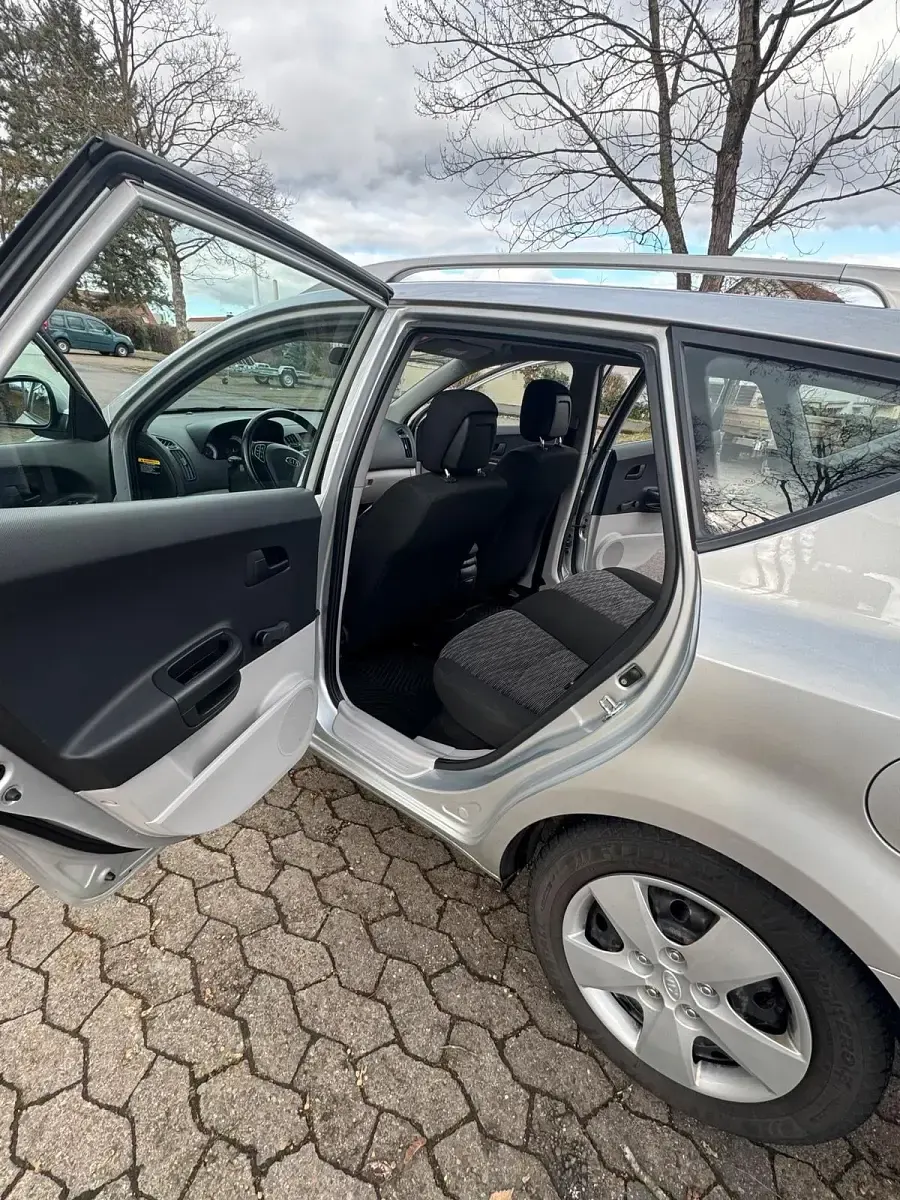 Gebraucht Kia Ceed 122 PS (89 kW) 2007 Grau Kleinwagen