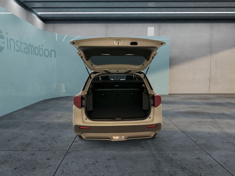 Gebraucht Suzuki Vitara Comfort+ 129 PS (94 kW) 2023 Beige SUV