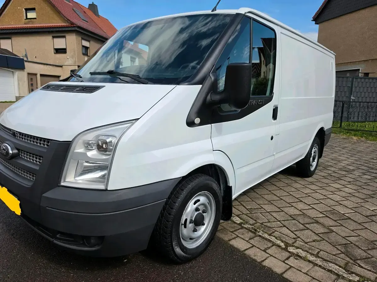 Gebraucht Ford Transit 100 PS (73 kW) 2013 Weiß Van / Kleinbus
