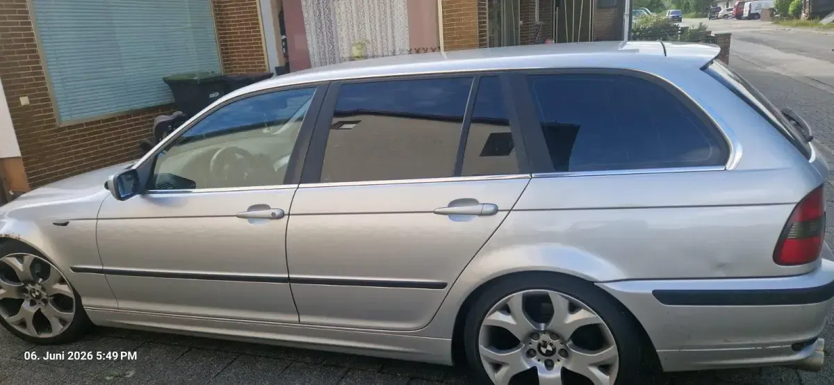 Gebraucht BMW 325 192 PS (141 kW) 2002 Silber Kombi