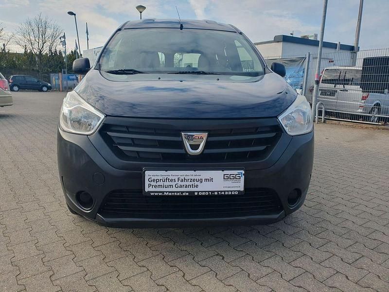 Second-hand Dacia Dokker 80 CP (58 kW) 2014 Albastru Monovolum