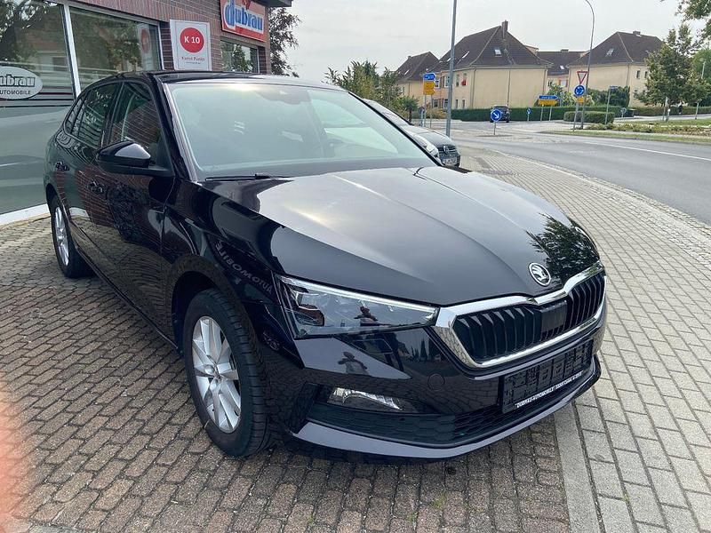 Schwarzmagic perleffekt Gebraucht 2020 Skoda Scala Style Kleinwagen | 18.700 € (Etwas zu teuer) - Bild 1/4