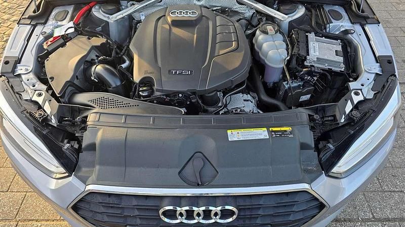 Gebraucht Audi A5 Sportback Design 190 PS (139 kW) 2019 Silber Kleinwagen