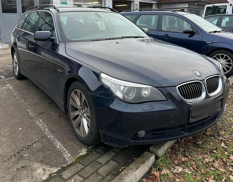 Blau Gebraucht 2006 BMW 525 Kombi | 1.400 € (Superpreis) - Bild 1/4