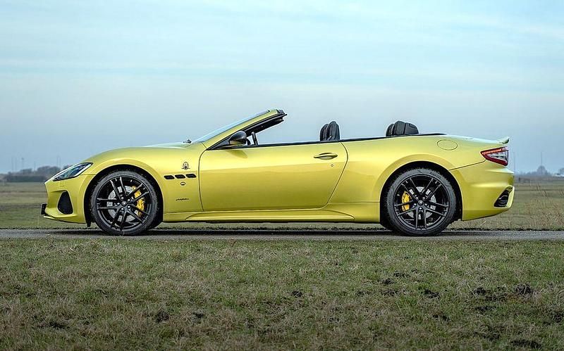 Gebraucht Maserati GranCabrio 460 PS (338 kW) 2019 Gelb Cabrio