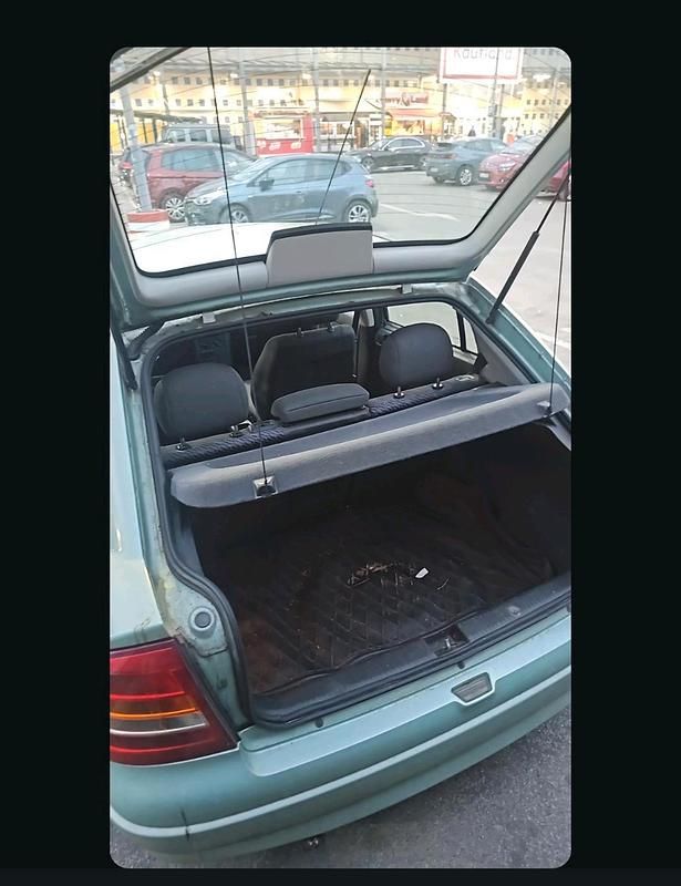 Second-hand Opel Astra 101 CP (74 kW) 2001 Albastru Hatchback