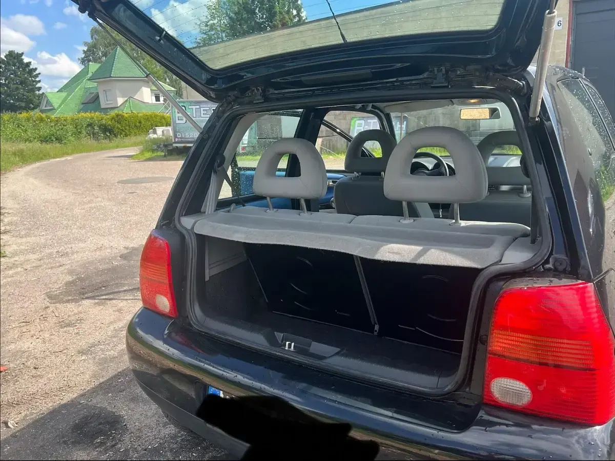 Gebraucht VW Lupo 50 PS (36 kW) 2001 Schwarz Kleinwagen