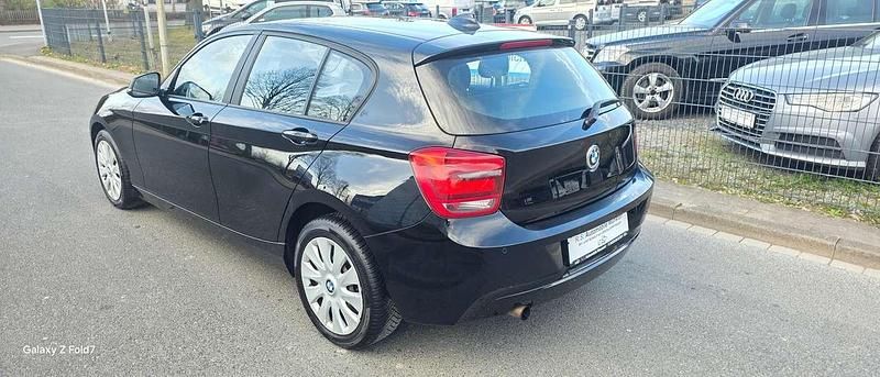 Gebraucht BMW 114 102 PS (75 kW) 2013 Schwarz ii Kleinwagen