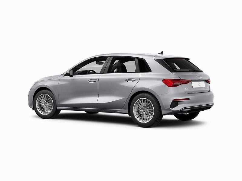 Gebraucht Audi A3 Advanced Plus 150 PS (110 kW) 2024 Florettsilber metallic Limousine