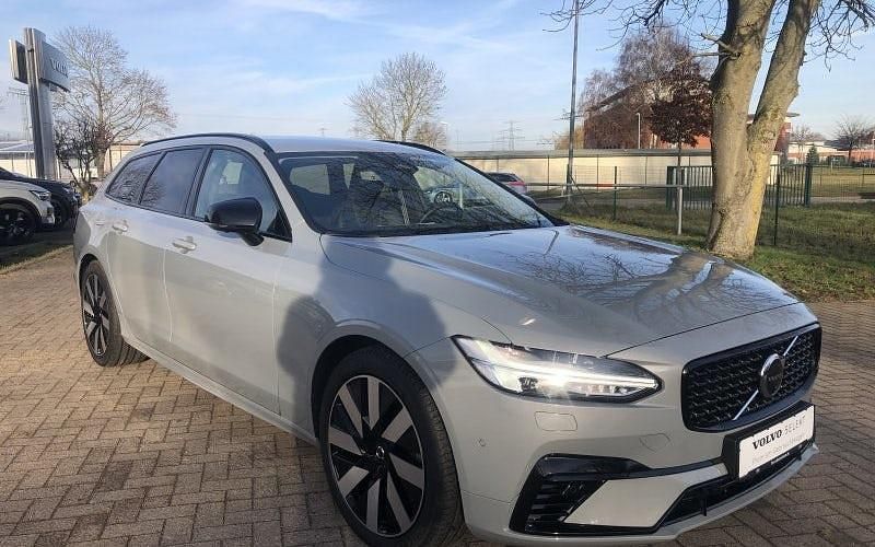 Gebraucht Volvo V90 Plus 350 PS (257 kW) 2025 Grau Kombi