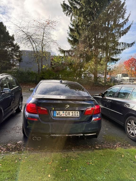 Gebraucht BMW 530 245 PS (180 kW) 2011 Blau Limousine