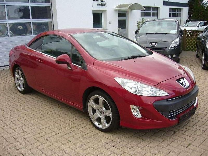 Rot Gebraucht 2010 Peugeot 308 CC Platinum Cabrio | 8.994 € (Teuer) - Bild 1/4