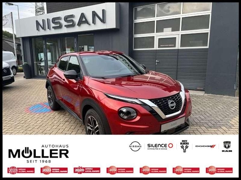 Fuji sunset red Neu 2025 Nissan Juke N-Connecta SUV | 25.590 € (Etwas zu teuer) - Bild 1/4