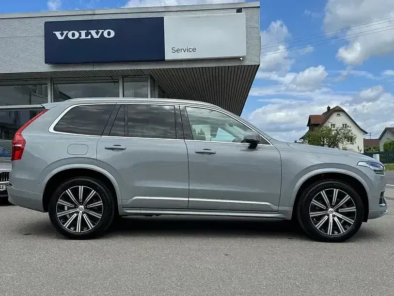 Gebraucht Volvo XC90 Plus 235 PS (172 kW) 2023 Schwarz SUV