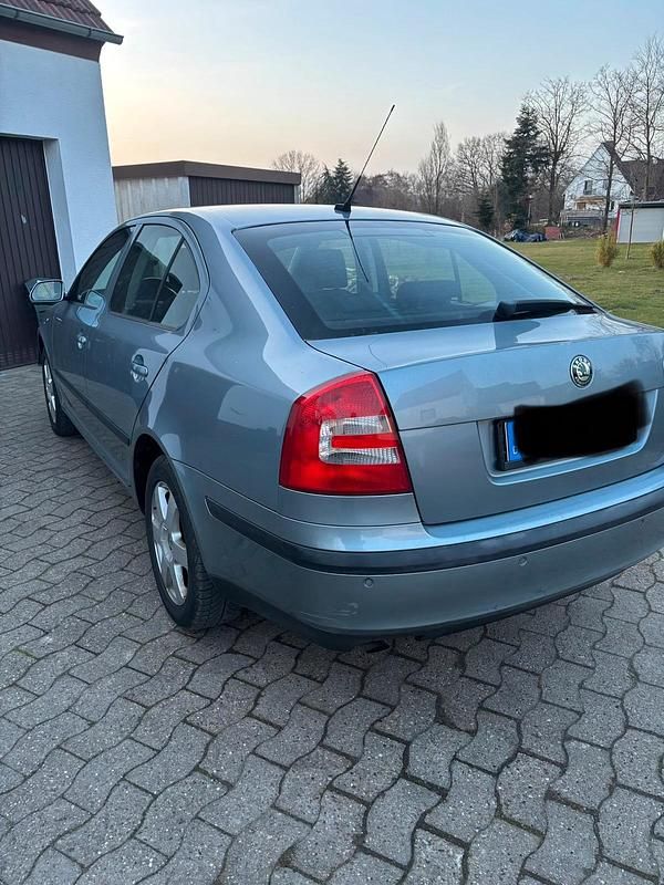 Gebraucht Skoda Octavia 116 PS (85 kW) 2004 Grau Limousine