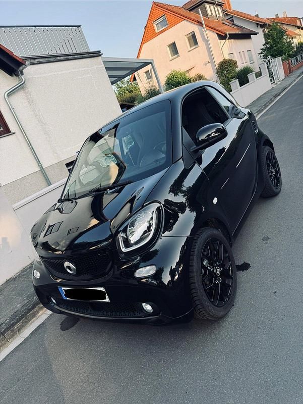 Gebraucht Smart ForTwo Coupé 71 PS (52 kW) 2019 Schwarz Coupé