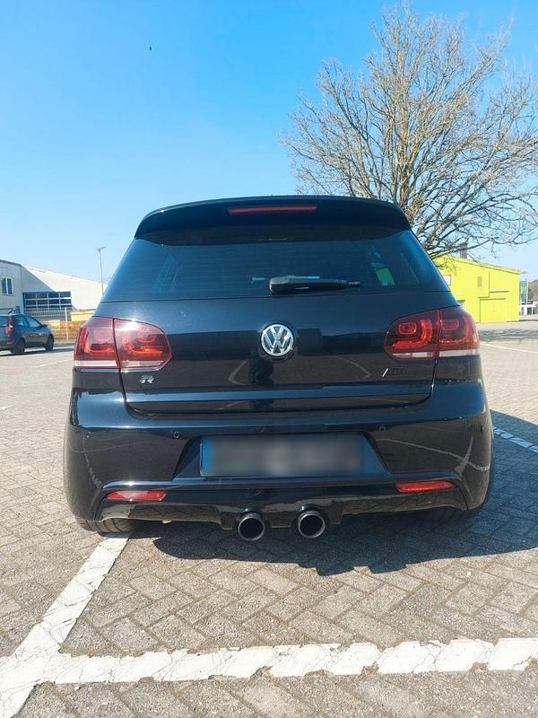 Gebraucht VW Golf VI R 271 PS (199 kW) 2011 Schwarz Kleinwagen