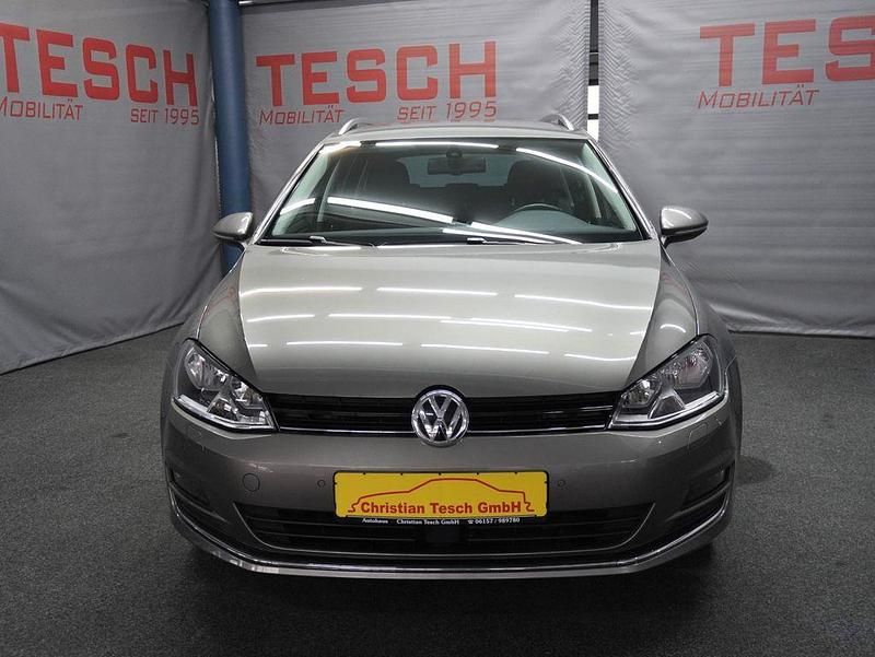 Gebraucht VW Golf VII 110 PS (80 kW) 2016 Grau Kombi
