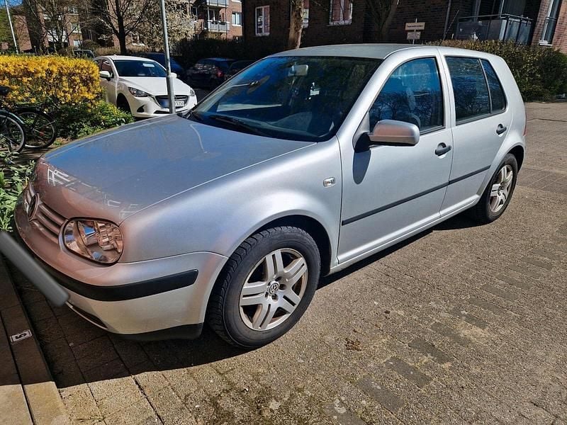 Gebraucht VW Golf IV Edition 75 PS (55 kW) 2001 Silber Kleinwagen