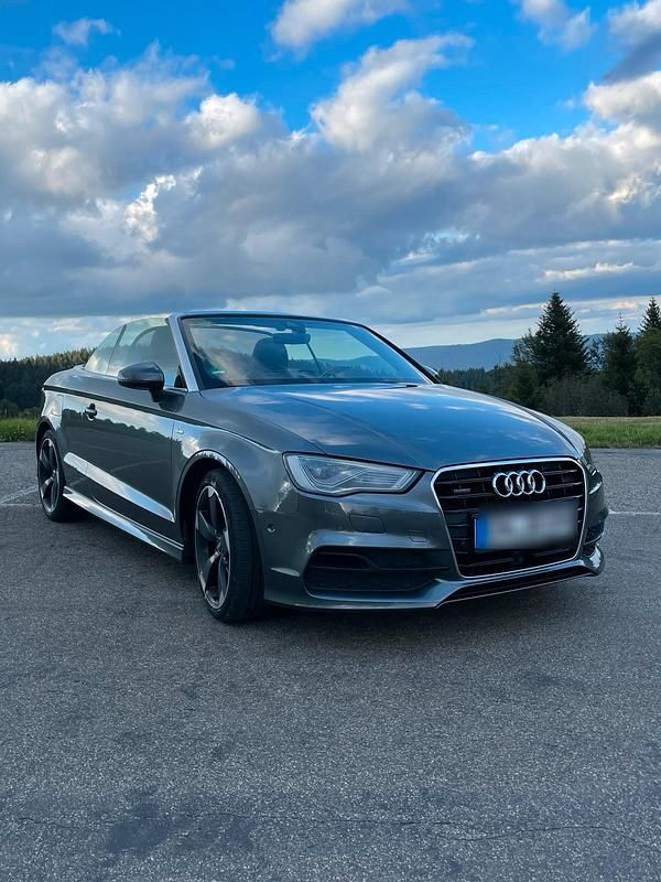 Grau Gebraucht 2017 Audi A3 Cabriolet S-Line Cabrio | 18.500 € (Fairer Preis) - Bild 1/4